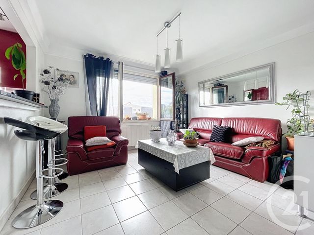 Appartement F3 à vendre - 3 pièces - 50 m2 - Rueil Malmaison - 92 - ILE-DE-FRANCE