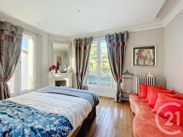 Maison à vendre - 7 pièces - 181,93 m2 - Nanterre - 92 - ILE-DE-FRANCE