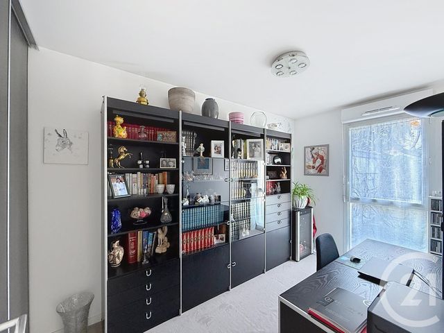 Appartement F4 &agrave; vendre - 4 pi&egrave;ces - 81 m2 - Nanterre - 92 - ILE-DE-FRANCE