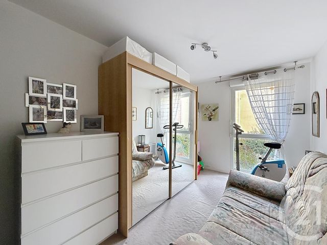 Appartement F4 &agrave; vendre - 4 pi&egrave;ces - 81 m2 - Nanterre - 92 - ILE-DE-FRANCE