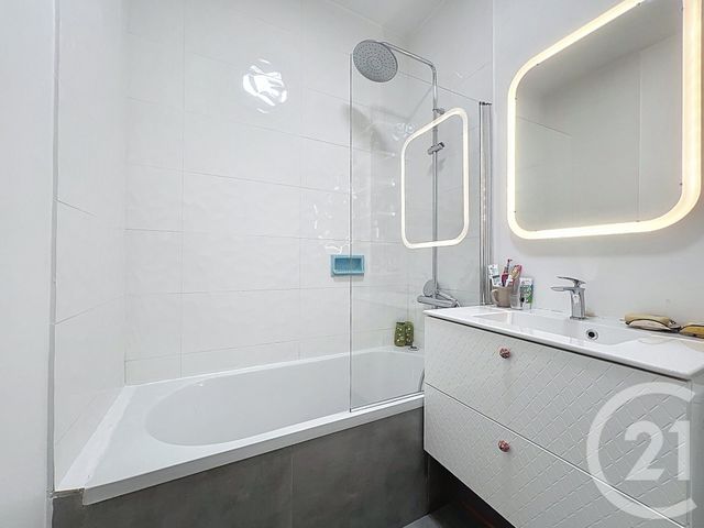 Maison à vendre - 5 pièces - 110,41 m2 - Nanterre - 92 - ILE-DE-FRANCE