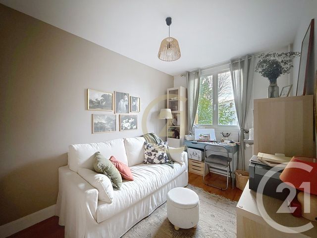 Appartement F4 &agrave; vendre - 4 pi&egrave;ces - 60 m2 - Rueil Malmaison - 92 - ILE-DE-FRANCE