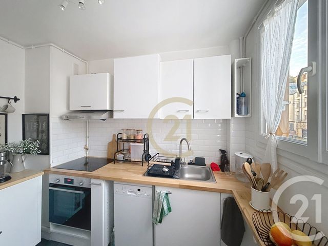 Appartement F4 &agrave; vendre - 4 pi&egrave;ces - 60 m2 - Rueil Malmaison - 92 - ILE-DE-FRANCE