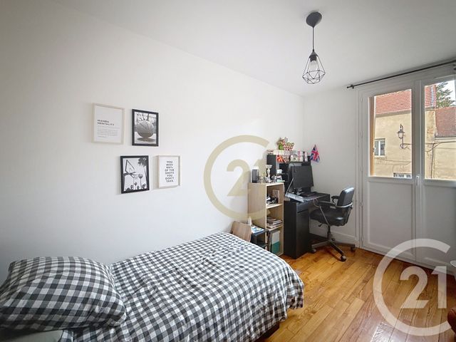 Appartement F4 &agrave; vendre - 4 pi&egrave;ces - 60 m2 - Rueil Malmaison - 92 - ILE-DE-FRANCE