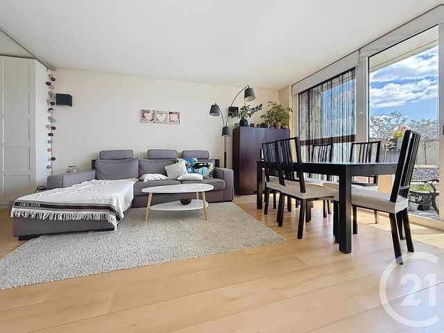 Appartement &agrave; vendre - 4 pi&egrave;ces - 82 m2 - Nanterre - 92 - ILE-DE-FRANCE