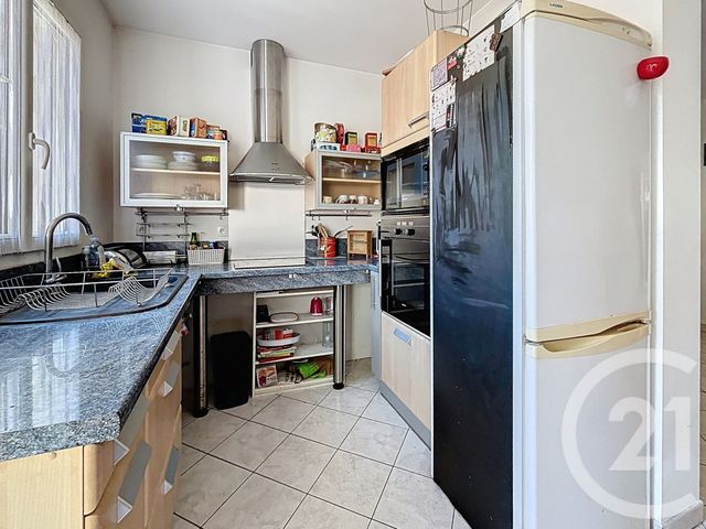 Appartement F2 à louer - 2 pièces - 51,75 m2 - Nanterre - 92 - ILE-DE-FRANCE