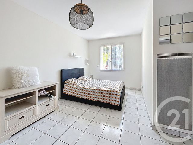 Appartement F2 à louer - 2 pièces - 51,75 m2 - Nanterre - 92 - ILE-DE-FRANCE