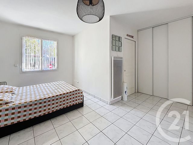 Appartement F2 à louer - 2 pièces - 51,75 m2 - Nanterre - 92 - ILE-DE-FRANCE