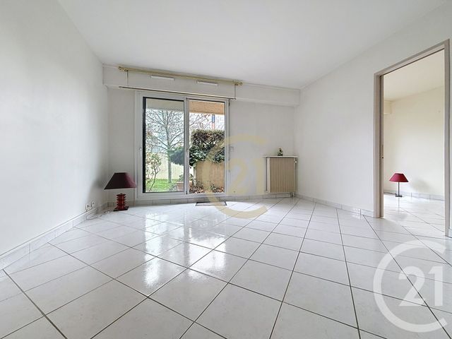 Appartement &agrave; vendre - 2 pi&egrave;ces - 42,23 m2 - Nanterre - 92 - ILE-DE-FRANCE