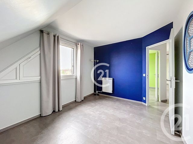 Appartement Duplex à louer - 4 pièces - 91,01 m2 - Nanterre - 92 - ILE-DE-FRANCE