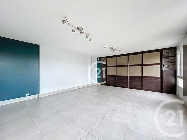 Appartement Duplex à louer - 4 pièces - 91,01 m2 - Nanterre - 92 - ILE-DE-FRANCE