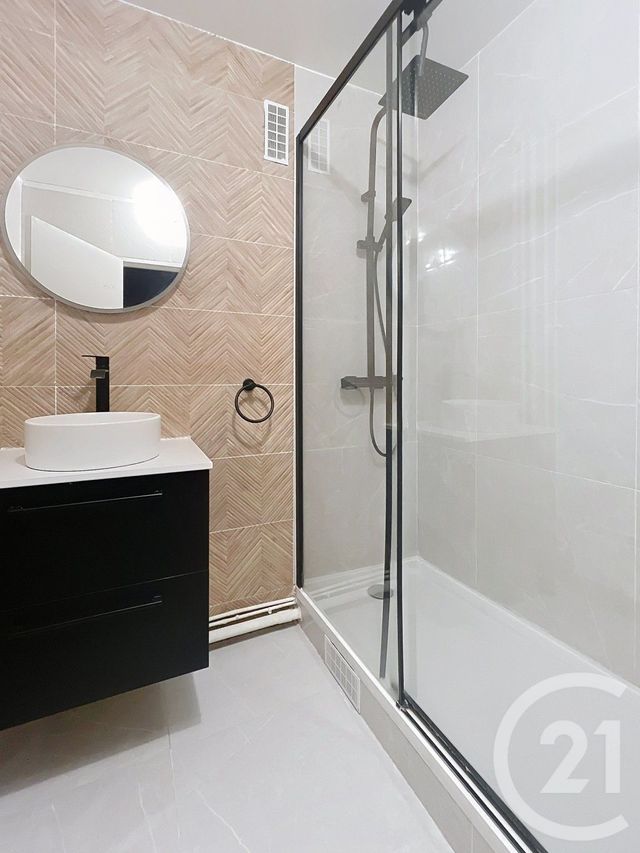 Appartement F4 &agrave; louer - 4 pi&egrave;ces - 71,45 m2 - Nanterre - 92 - ILE-DE-FRANCE