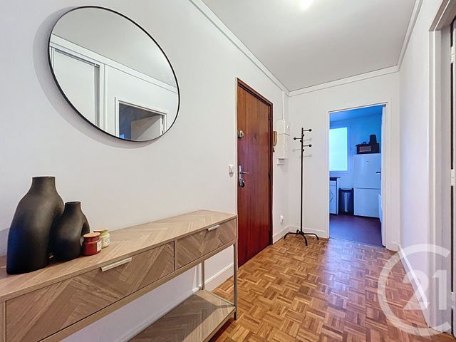 Appartement F4 &agrave; louer - 4 pi&egrave;ces - 71,45 m2 - Nanterre - 92 - ILE-DE-FRANCE