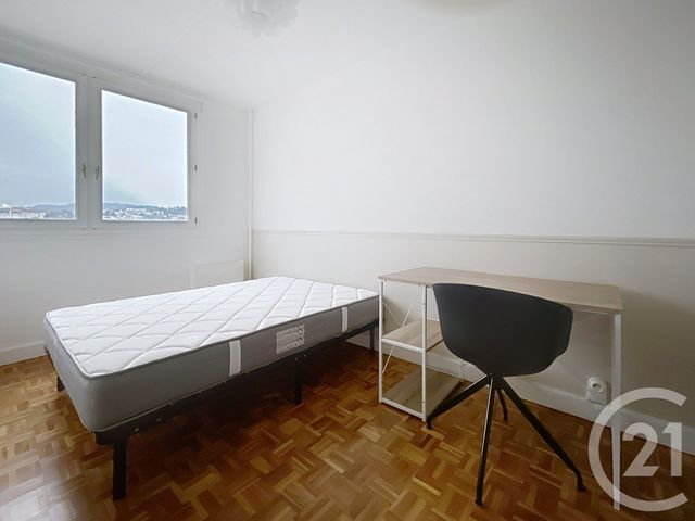 Appartement F4 &agrave; louer - 4 pi&egrave;ces - 71,45 m2 - Nanterre - 92 - ILE-DE-FRANCE