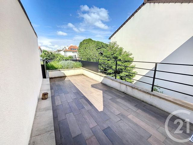 Maison à louer - 7 pièces - 159,35 m2 - Nanterre - 92 - ILE-DE-FRANCE