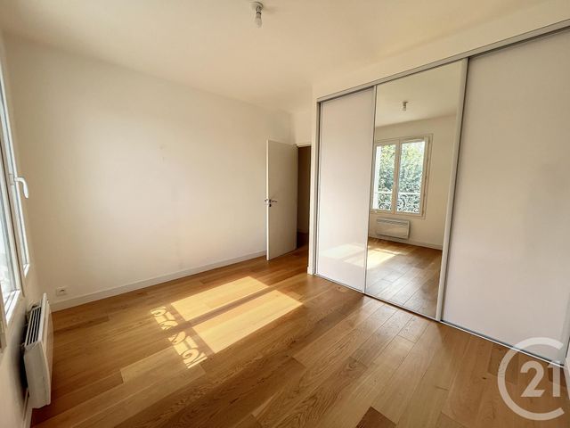 Appartement F4 &agrave; louer - 4 pi&egrave;ces - 99 m2 - Rueil Malmaison - 92 - ILE-DE-FRANCE