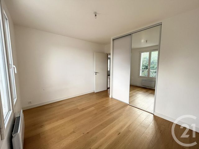 Appartement F4 &agrave; louer - 4 pi&egrave;ces - 99 m2 - Rueil Malmaison - 92 - ILE-DE-FRANCE