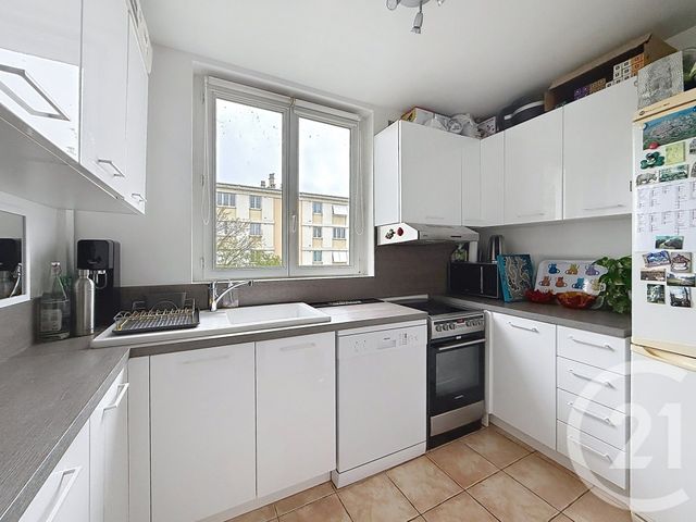 Appartement F4 &agrave; vendre - 4 pi&egrave;ces - 77,66 m2 - Nanterre - 92 - ILE-DE-FRANCE