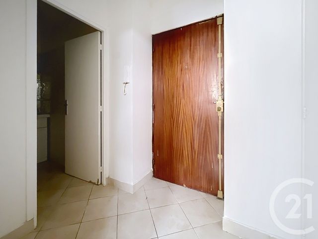 Appartement Studio &agrave; louer - 2 pi&egrave;ces - 33,50 m2 - Nanterre - 92 - ILE-DE-FRANCE