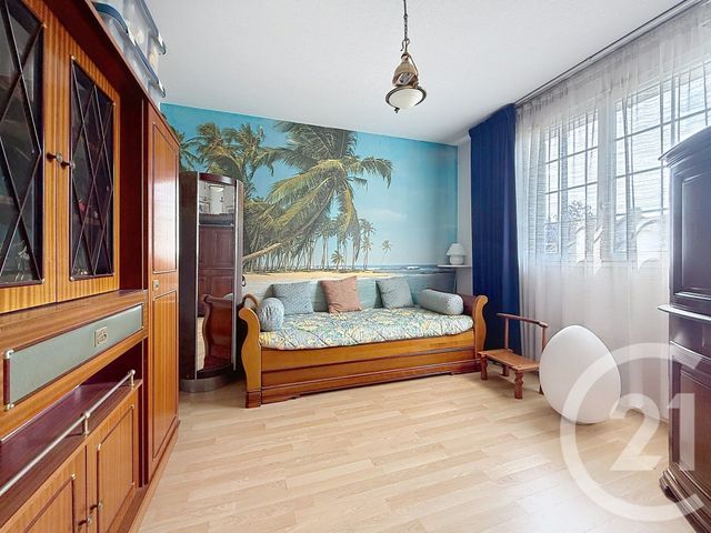 Appartement &agrave; vendre - 6 pi&egrave;ces - 130,45 m2 - Rueil Malmaison - 92 - ILE-DE-FRANCE