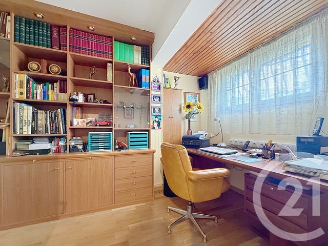 Maison &agrave; vendre - 6 pi&egrave;ces - 130 m2 - Rueil Malmaison - 92 - ILE-DE-FRANCE