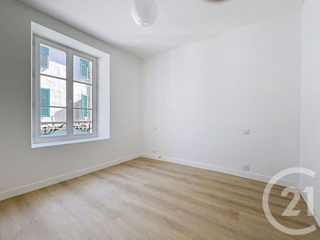 Appartement F2 &agrave; louer - 2 pi&egrave;ces - 27,79 m2 - Nanterre - 92 - ILE-DE-FRANCE