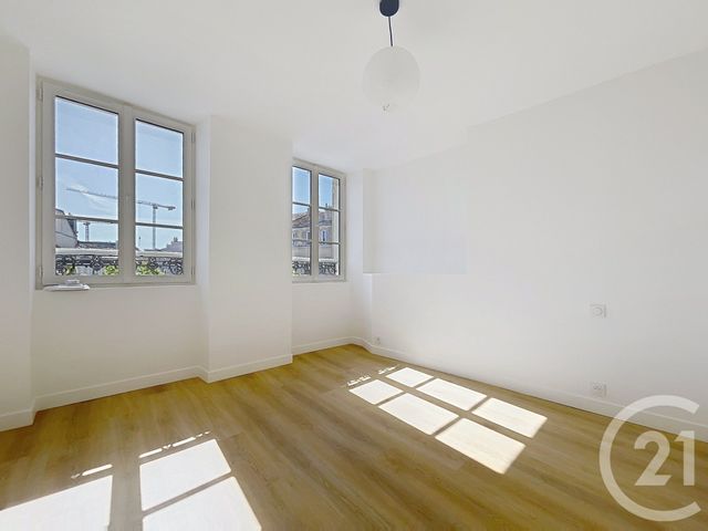 Appartement F2 &agrave; louer - 2 pi&egrave;ces - 46,17 m2 - Nanterre - 92 - ILE-DE-FRANCE