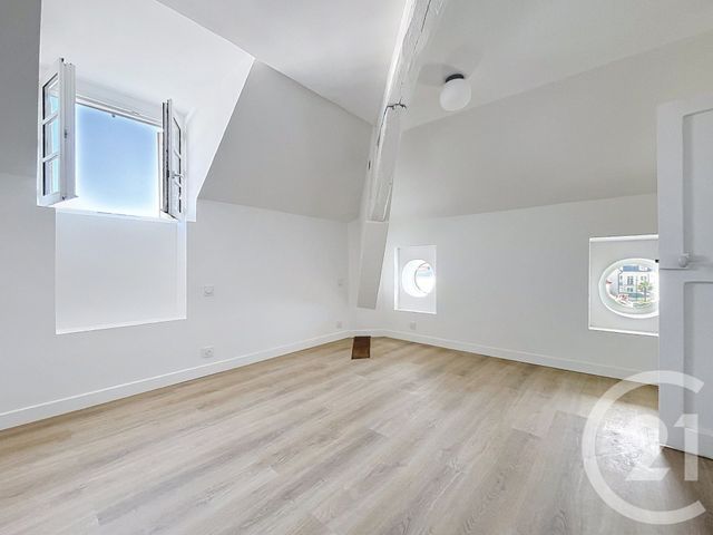 Appartement F2 &agrave; louer - 2 pi&egrave;ces - 36,80 m2 - Nanterre - 92 - ILE-DE-FRANCE
