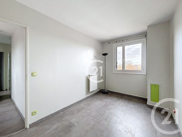 Appartement Duplex &agrave; vendre - 5 pi&egrave;ces - 91,01 m2 - Nanterre - 92 - ILE-DE-FRANCE