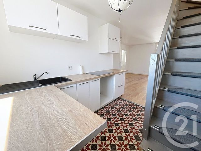 Appartement F2 &agrave; louer - 2 pi&egrave;ces - 40 m2 - Nanterre - 92 - ILE-DE-FRANCE