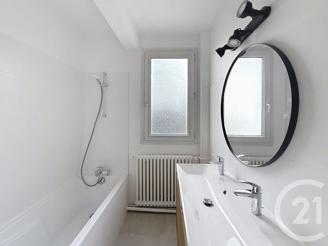 Appartement F3 &agrave; louer - 3 pi&egrave;ces - 58,51 m2 - Rueil Malmaison - 92 - ILE-DE-FRANCE