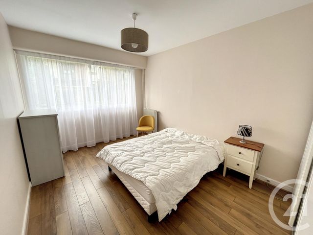 Appartement F2 &agrave; louer - 2 pi&egrave;ces - 49,73 m2 - Rueil Malmaison - 92 - ILE-DE-FRANCE
