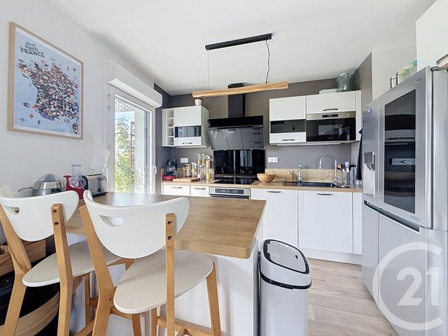 Appartement F4 &agrave; vendre - 4 pi&egrave;ces - 81,09 m2 - Nanterre - 92 - ILE-DE-FRANCE