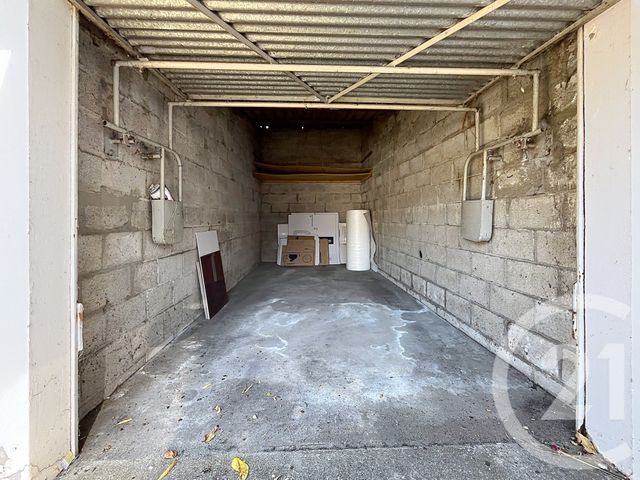 Parking &agrave; louer - 14 m2 - Rueil Malmaison - 92 - ILE-DE-FRANCE