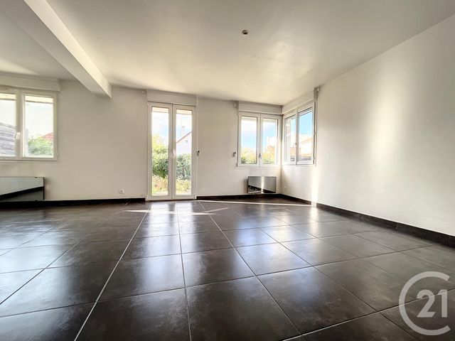 Appartement F2 &agrave; louer - 2 pi&egrave;ces - 49,75 m2 - Nanterre - 92 - ILE-DE-FRANCE
