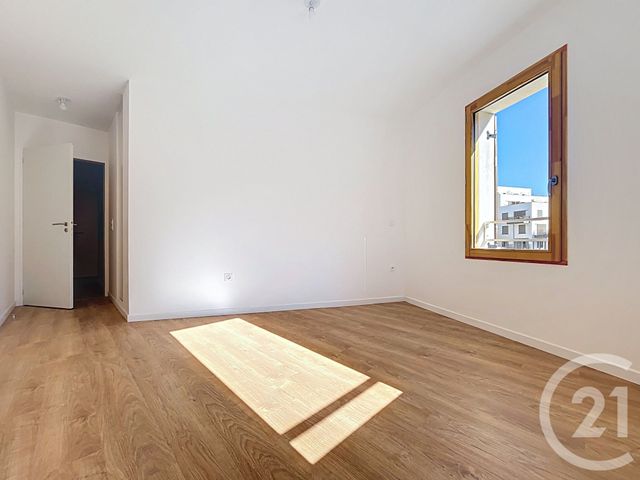 Appartement F3 &agrave; louer - 3 pi&egrave;ces - 64,36 m2 - Nanterre - 92 - ILE-DE-FRANCE
