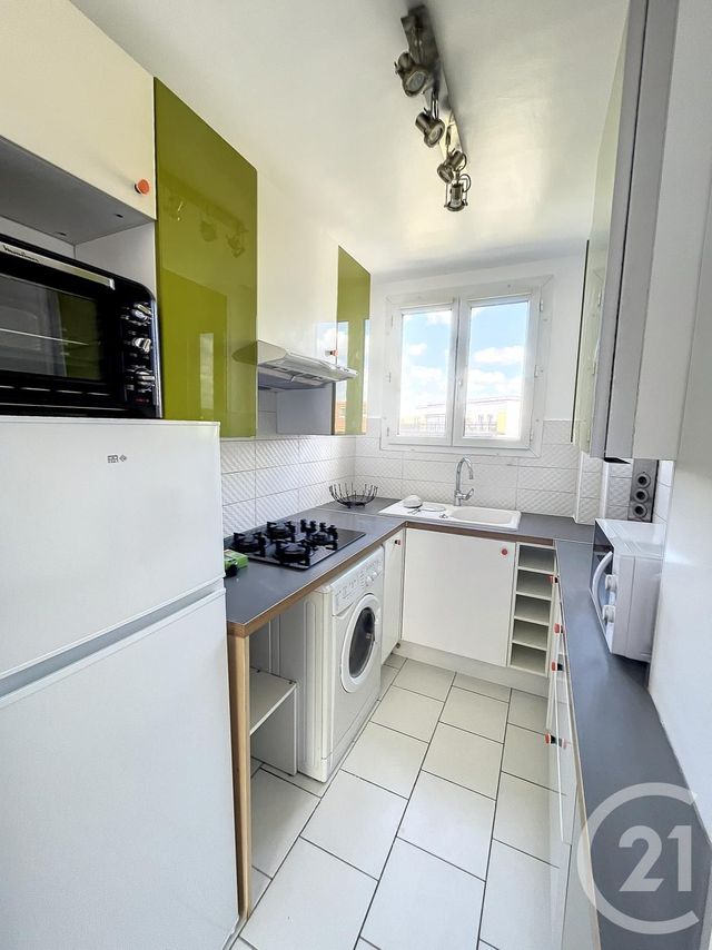 Appartement F3 &agrave; louer - 3 pi&egrave;ces - 45,72 m2 - Nanterre - 92 - ILE-DE-FRANCE