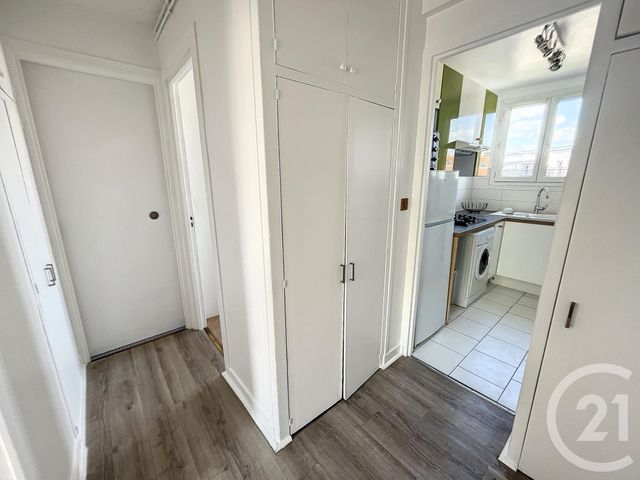 Appartement F3 &agrave; louer - 3 pi&egrave;ces - 45,72 m2 - Nanterre - 92 - ILE-DE-FRANCE