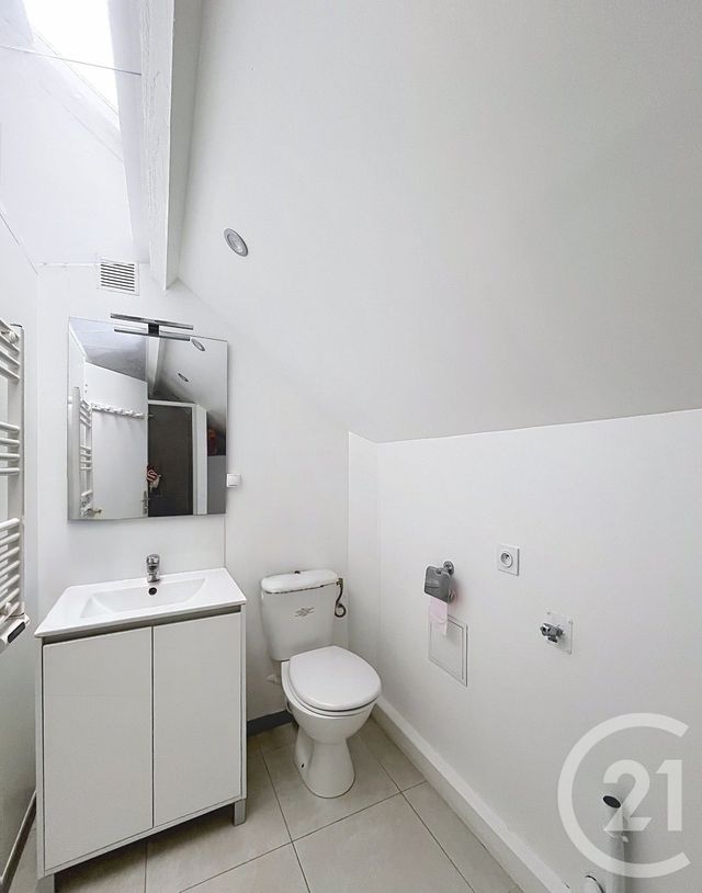 Appartement F2 &agrave; louer - 2 pi&egrave;ces - 25,93 m2 - Nanterre - 92 - ILE-DE-FRANCE
