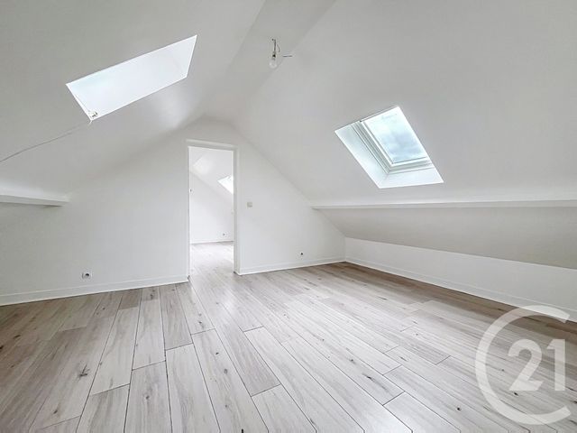 Appartement F2 &agrave; louer - 2 pi&egrave;ces - 25,93 m2 - Nanterre - 92 - ILE-DE-FRANCE