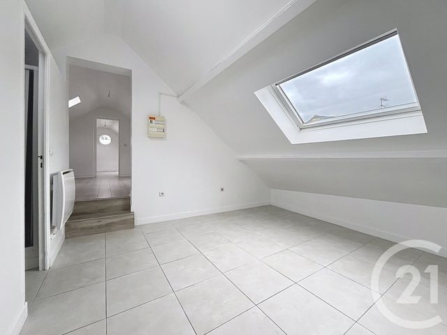 Appartement F2 &agrave; louer - 2 pi&egrave;ces - 25,93 m2 - Nanterre - 92 - ILE-DE-FRANCE