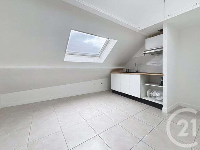 Appartement F2 &agrave; louer - 2 pi&egrave;ces - 25,93 m2 - Nanterre - 92 - ILE-DE-FRANCE