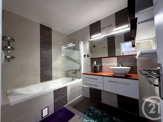 Appartement T5 à louer - 5 pièces - 96,75 m2 - Nantes - 44 - PAYS-DE-LOIRE