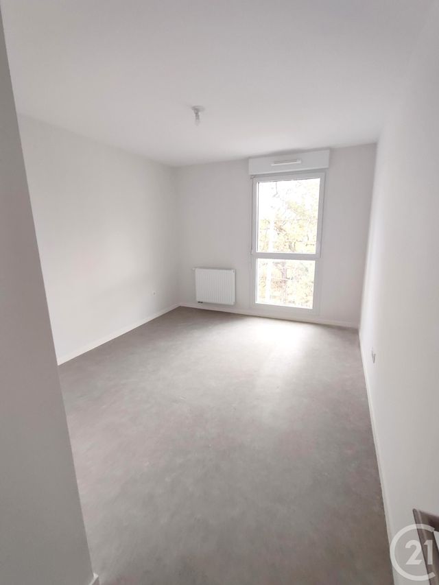 Appartement T3 à louer - 3 pièces - 61,60 m2 - St Herblain - 44 - PAYS-DE-LOIRE