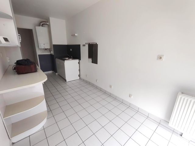 Appartement T3 &agrave; louer - 3 pi&egrave;ces - 68,50 m2 - Nantes - 44 - PAYS-DE-LOIRE