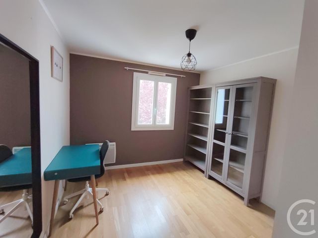 Maison &agrave; louer - 4 pi&egrave;ces - 81 m2 - Nantes - 44 - PAYS-DE-LOIRE