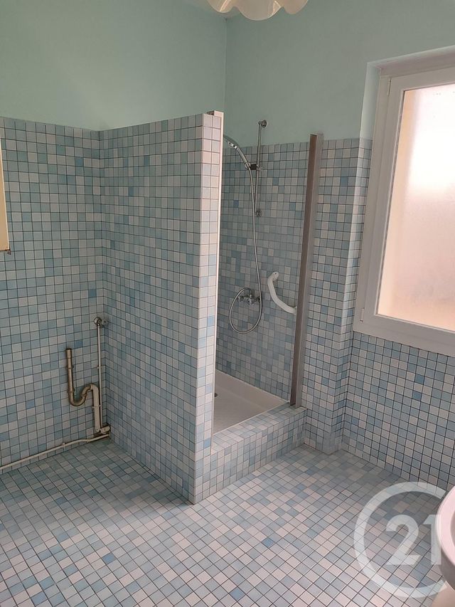 Appartement T4 &agrave; louer - 4 pi&egrave;ces - 94 m2 - Nantes - 44 - PAYS-DE-LOIRE