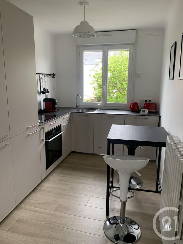 Appartement T5 &agrave; louer - 5 pi&egrave;ces - 82 m2 - Nantes - 44 - PAYS-DE-LOIRE