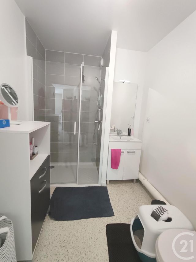Appartement T2 &agrave; louer - 2 pi&egrave;ces - 45,30 m2 - St Herblain - 44 - PAYS-DE-LOIRE