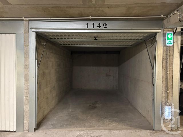 parking - ST HERBLAIN - 44